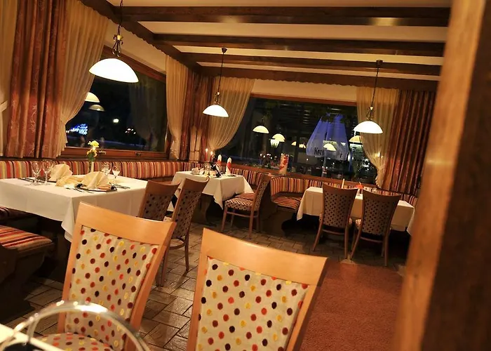 Hotell Flair Werbetal 3*